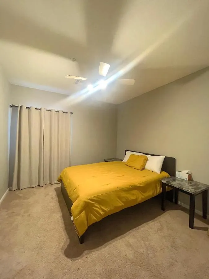 Apartment Gate Dual Master Suites Office And Dog Park 30 Days Minimun Las Vegas